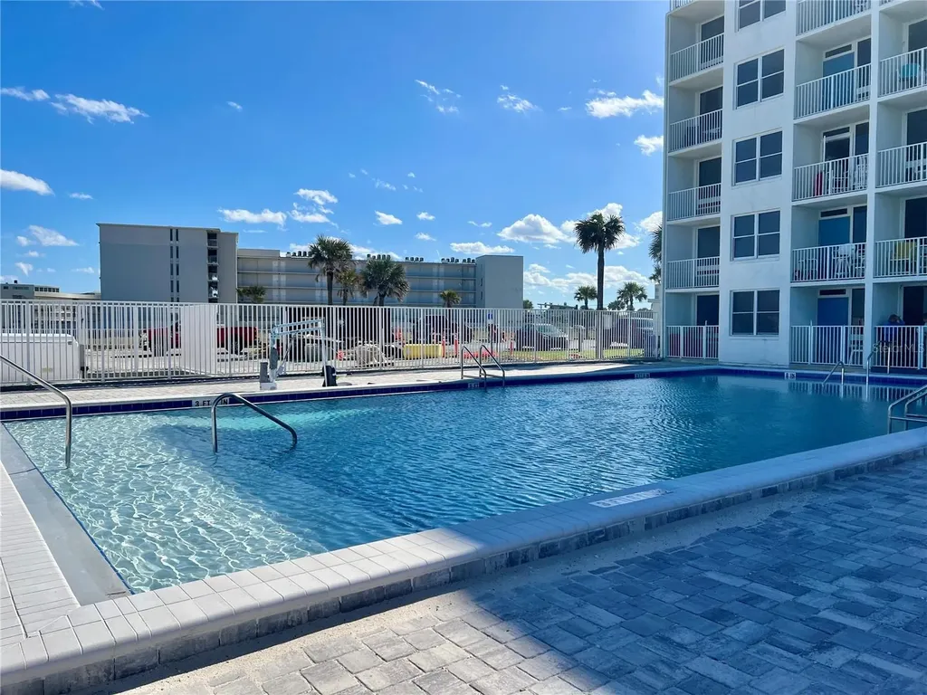 935 S Atlantic Avenue Daytona Beach FL 32118