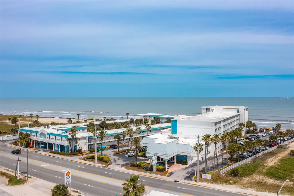 935 S Atlantic Avenue Daytona Beach FL 32118