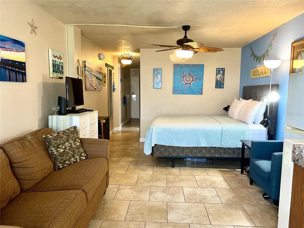 935 S Atlantic Avenue Daytona Beach FL 32118