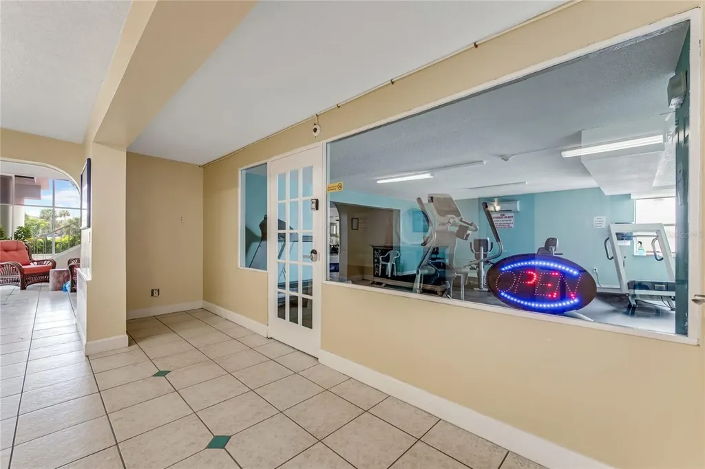 935 S Atlantic Avenue Daytona Beach FL 32118
