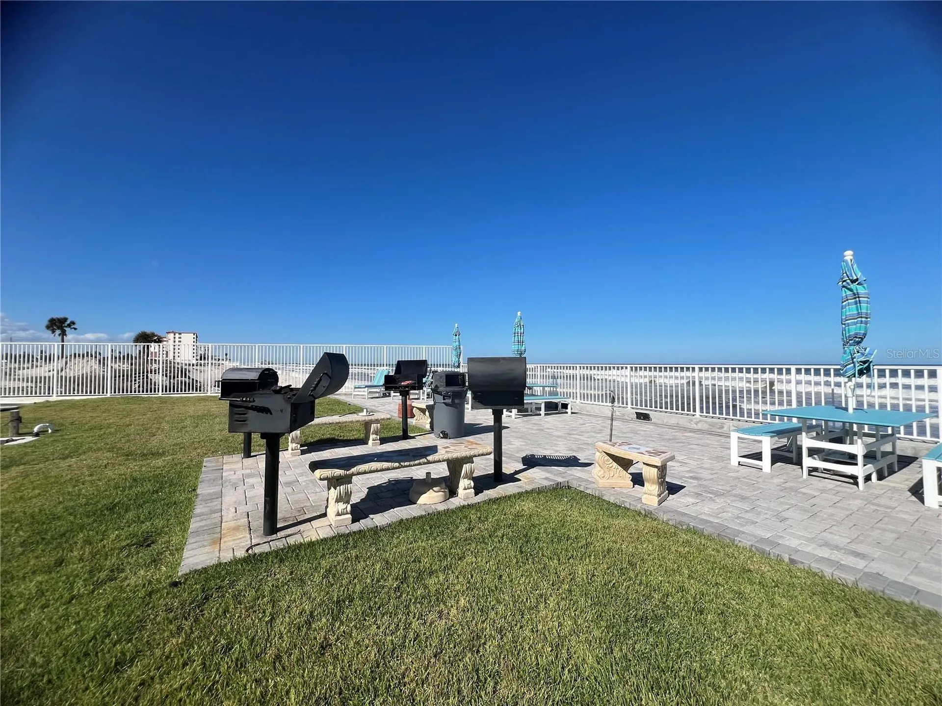 935 S Atlantic Avenue Daytona Beach FL 32118