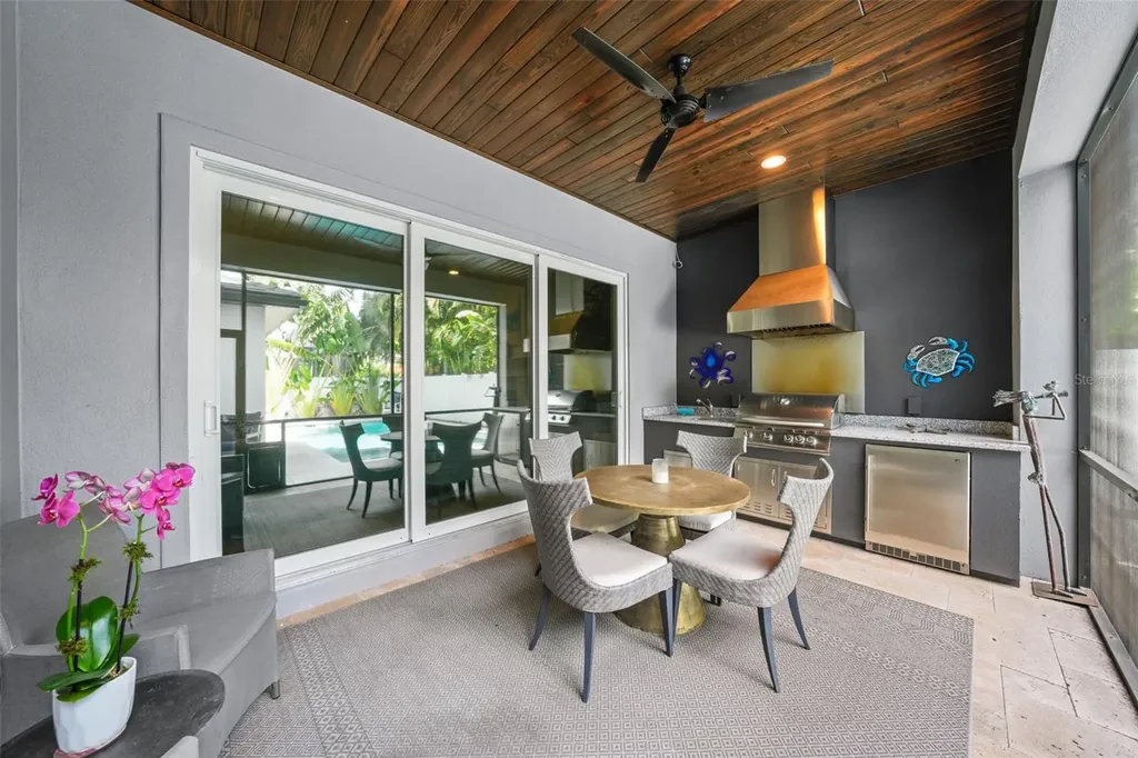 3301 W Lawn Avenue Tampa FL 33611