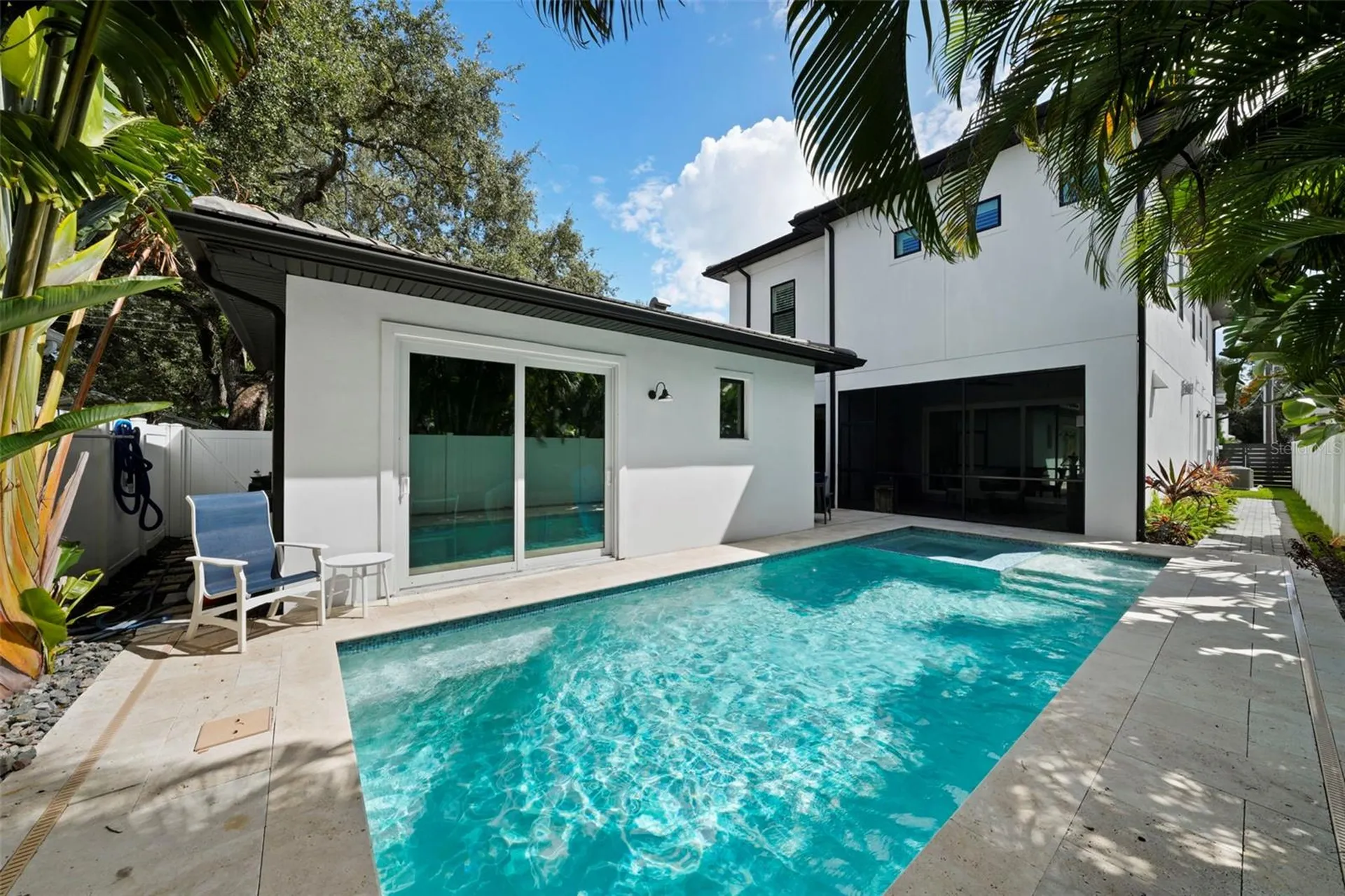 3301 W Lawn Avenue Tampa FL 33611