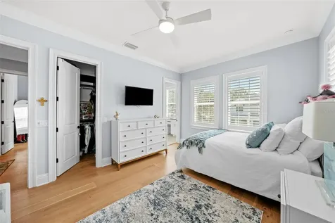 3301 W Lawn Avenue Tampa FL 33611