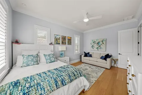 3301 W Lawn Avenue Tampa FL 33611