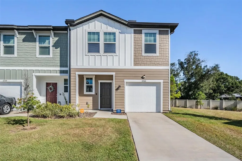 6266 Bucket Court Gibsonton FL 33534