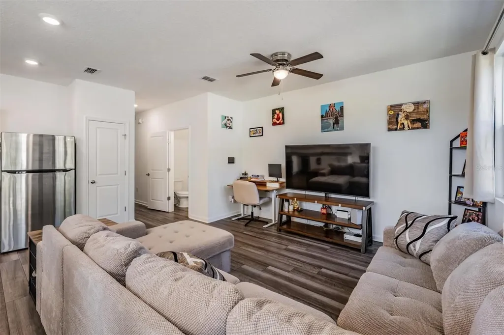 6266 Bucket Court Gibsonton FL 33534