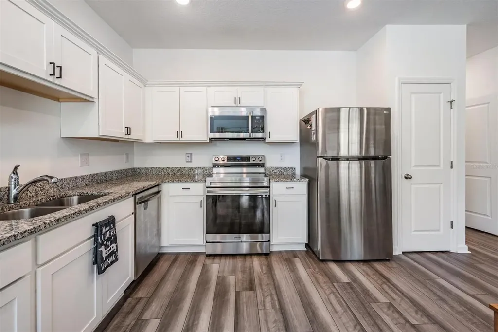 6266 Bucket Court Gibsonton FL 33534