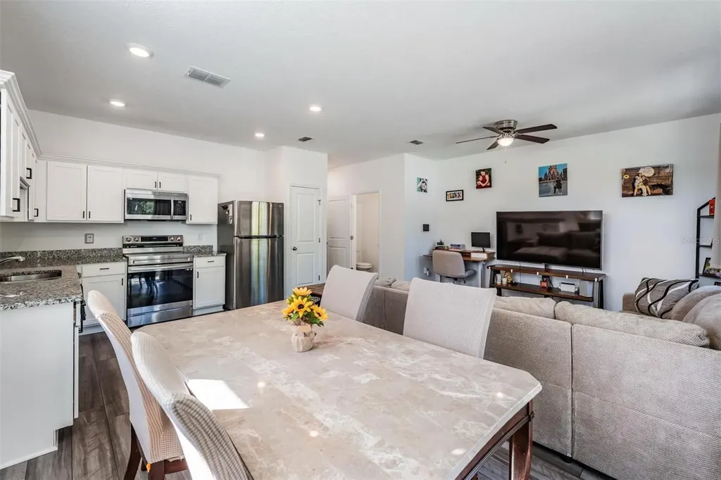 6266 Bucket Court Gibsonton FL 33534