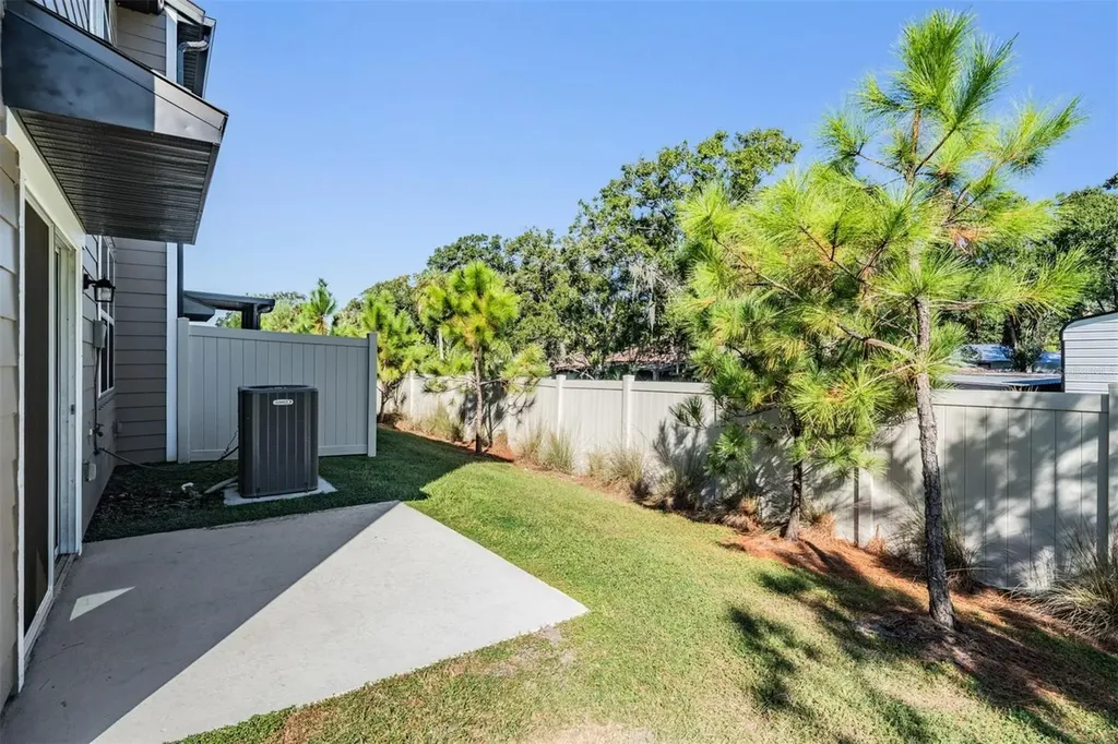 6266 Bucket Court Gibsonton FL 33534