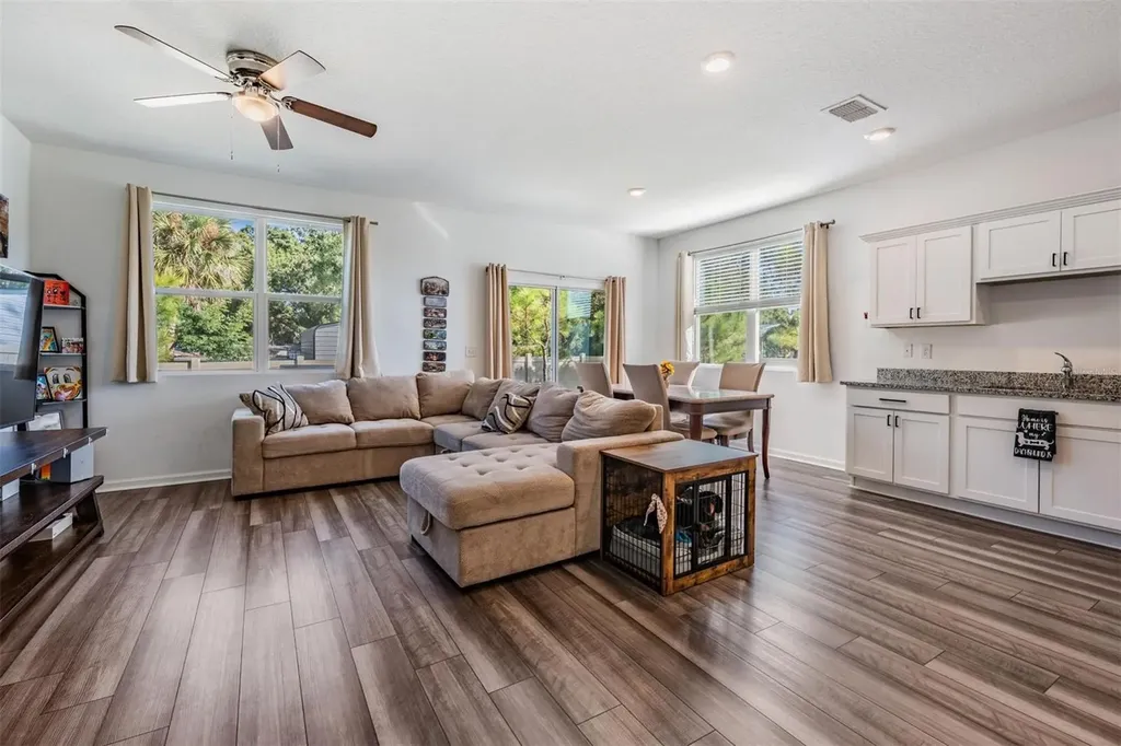 6266 Bucket Court Gibsonton FL 33534