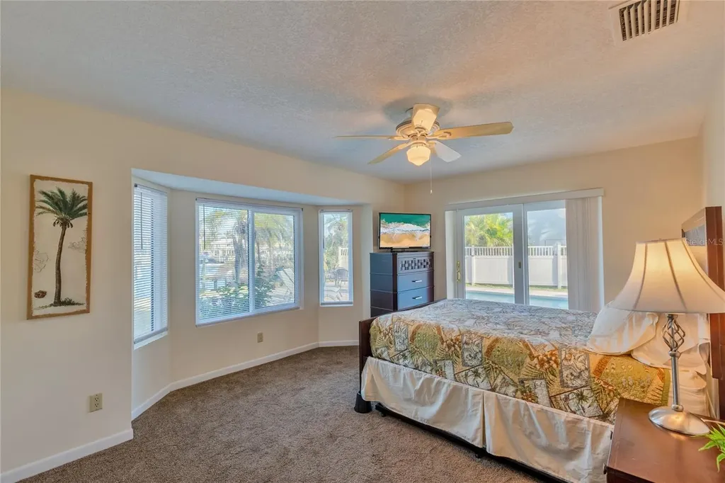 411 Belle Isle Avenue Belleair Beach FL 33786
