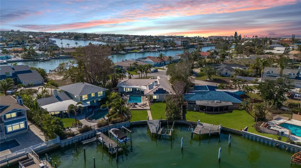 411 Belle Isle Avenue Belleair Beach FL 33786
