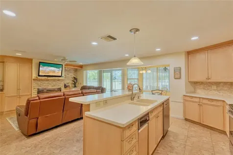 411 Belle Isle Avenue Belleair Beach FL 33786