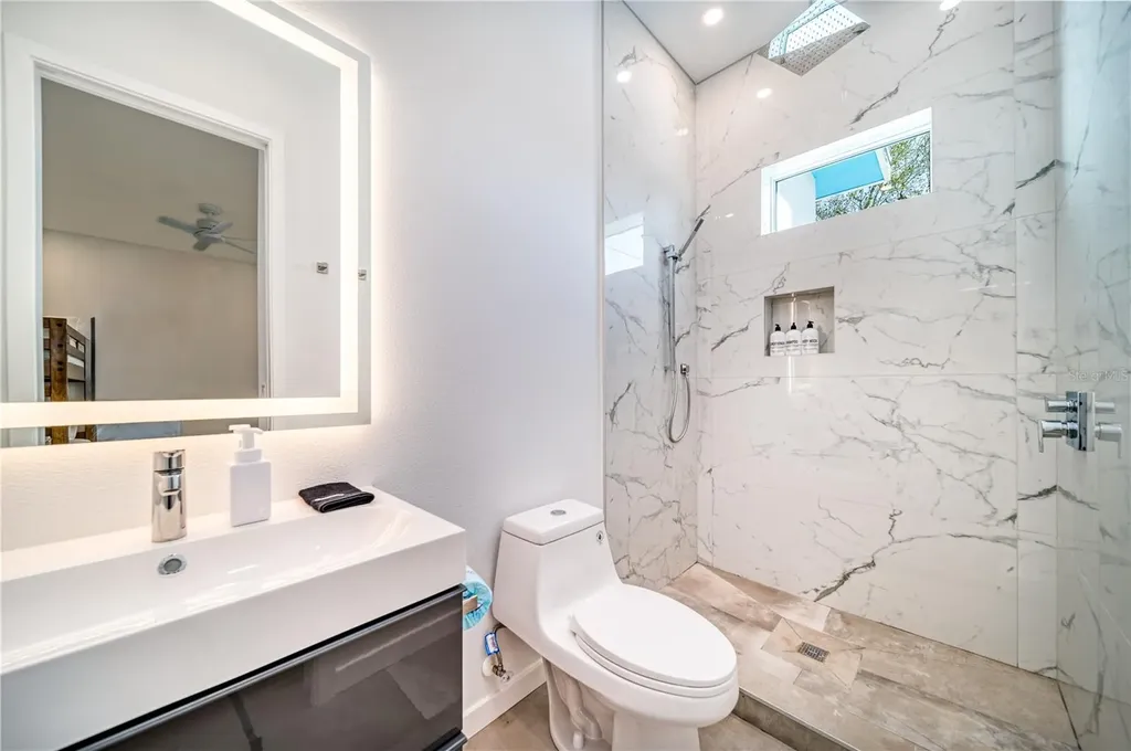 2585 Clematis Street Sarasota FL 34239