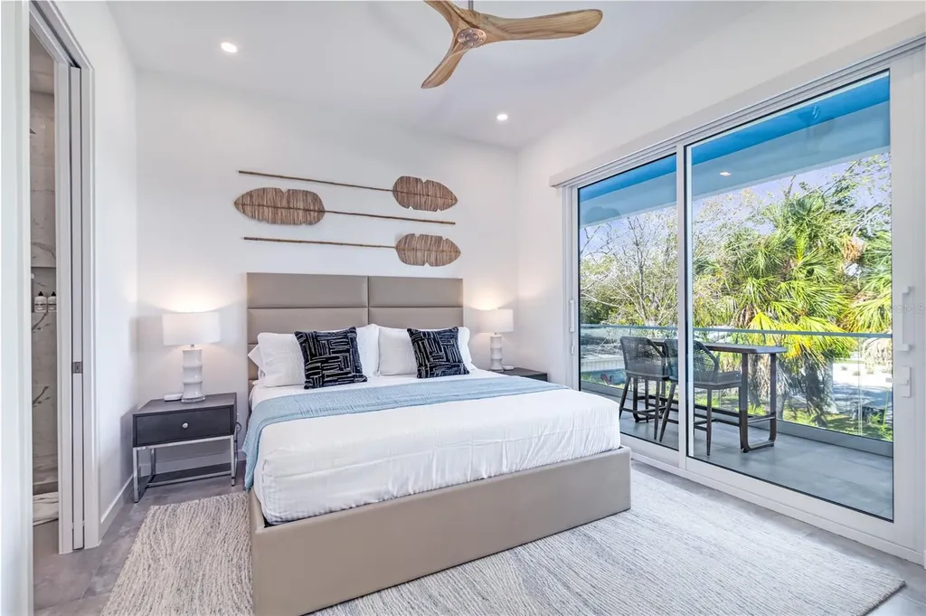 2585 Clematis Street Sarasota FL 34239