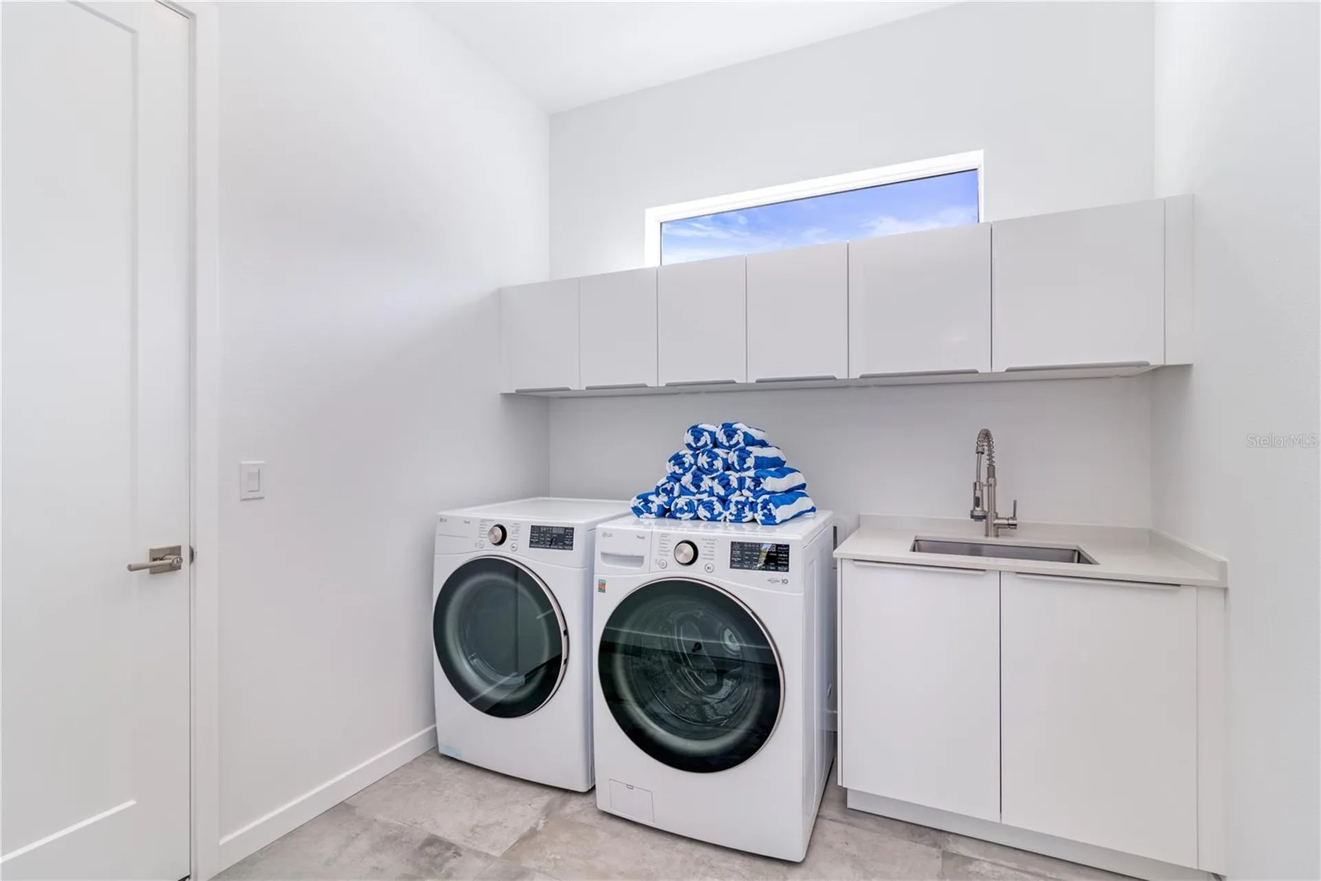 2585 Clematis Street Sarasota FL 34239