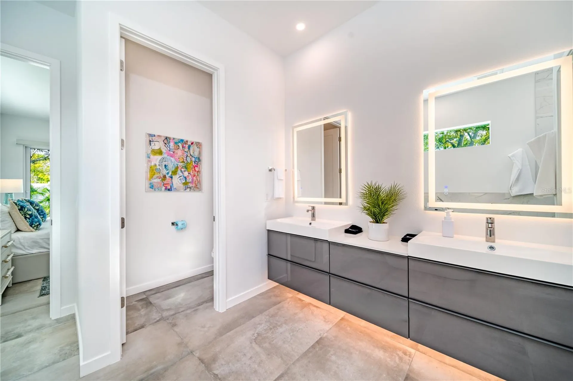 2585 Clematis Street Sarasota FL 34239