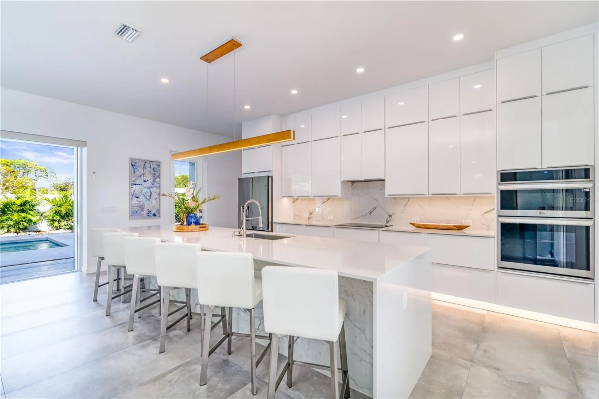 2585 Clematis Street Sarasota FL 34239
