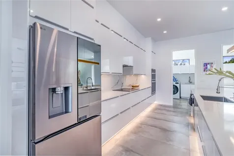 2585 Clematis Street Sarasota FL 34239