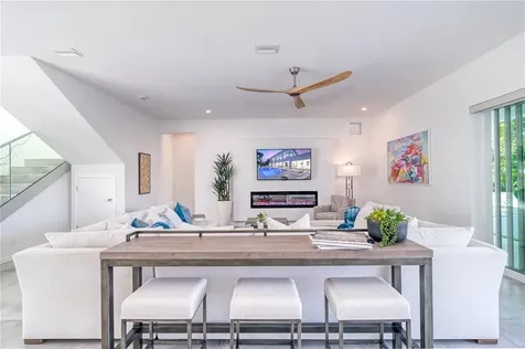 2585 Clematis Street Sarasota FL 34239