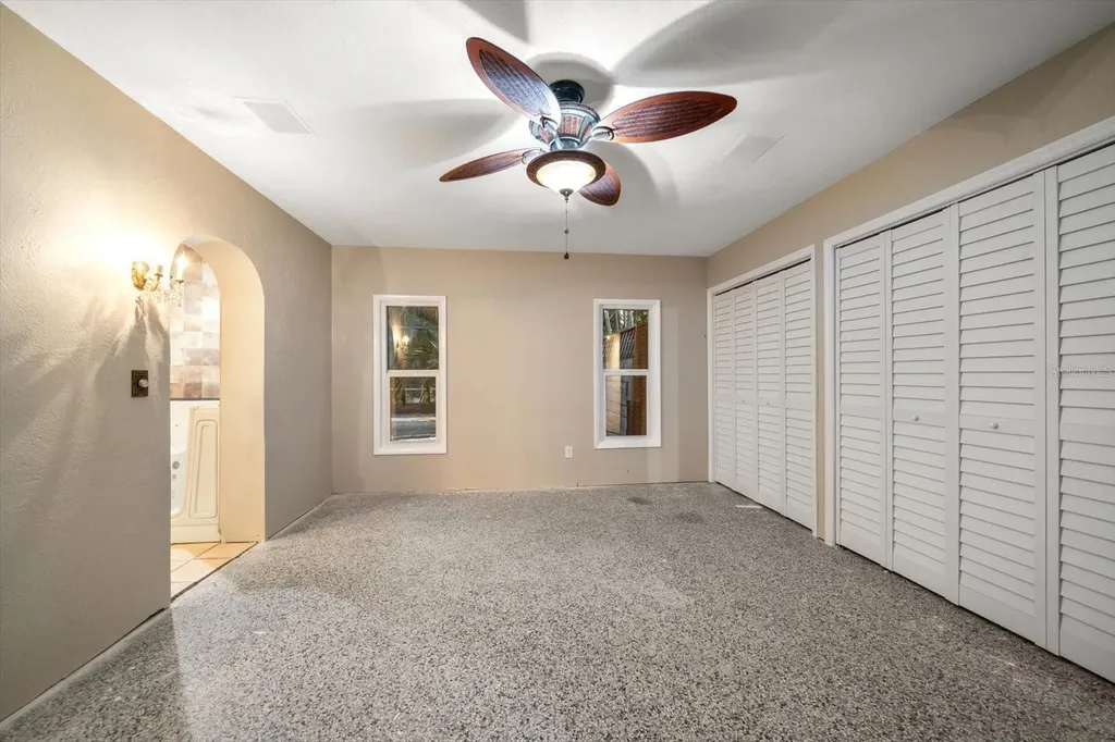 3033 82nd Way N St Petersburg FL 33710