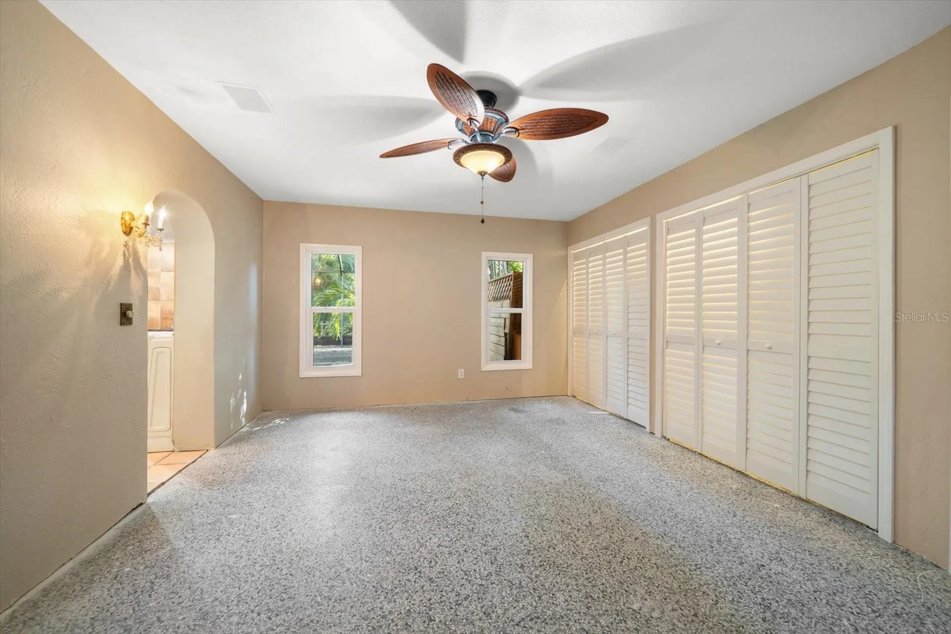 3033 82nd Way N St Petersburg FL 33710