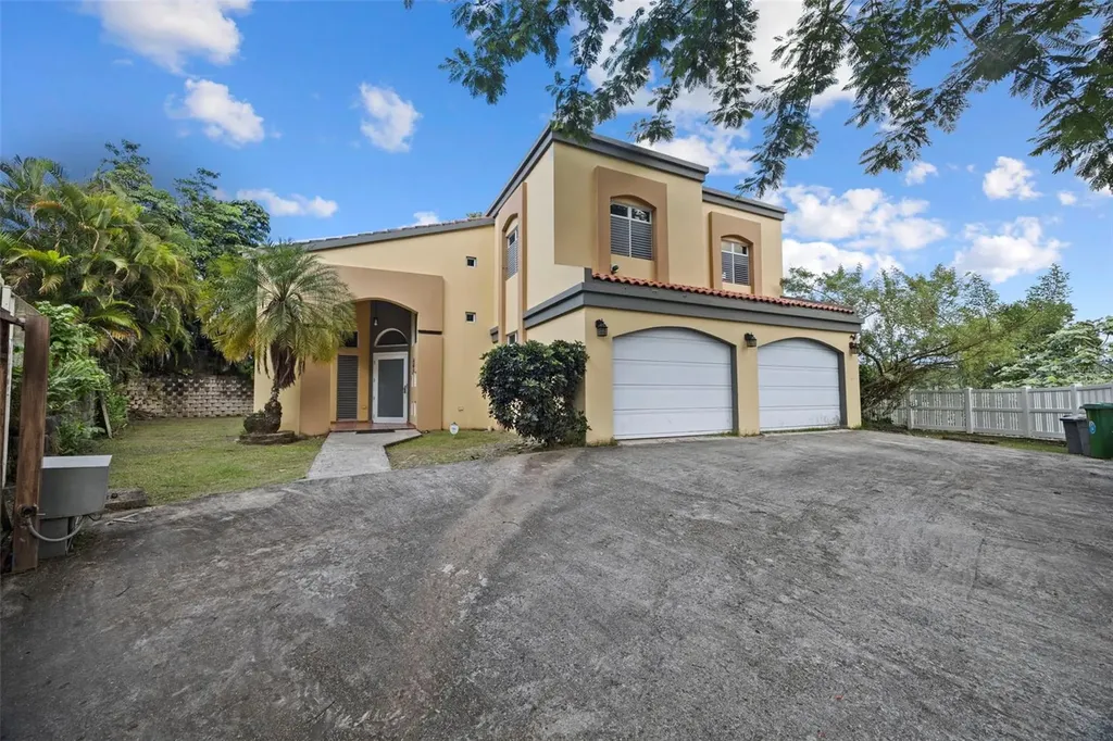 Calle 1 B-6, Lomas Del Sol Dev. Guaynabo PR 00971