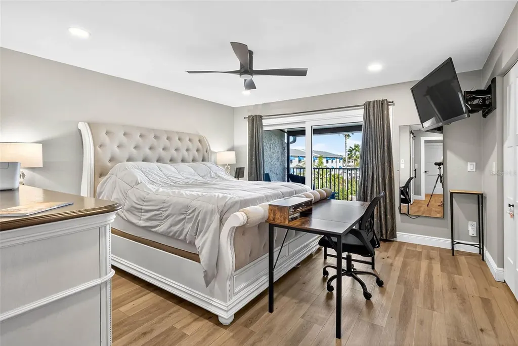 745 Pinellas Bayway S Tierra Verde FL 33715