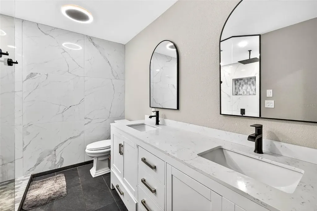 745 Pinellas Bayway S Tierra Verde FL 33715