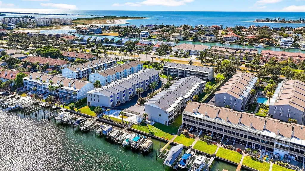 745 Pinellas Bayway S Tierra Verde FL 33715