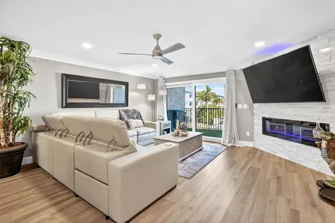 745 Pinellas Bayway S Tierra Verde FL 33715