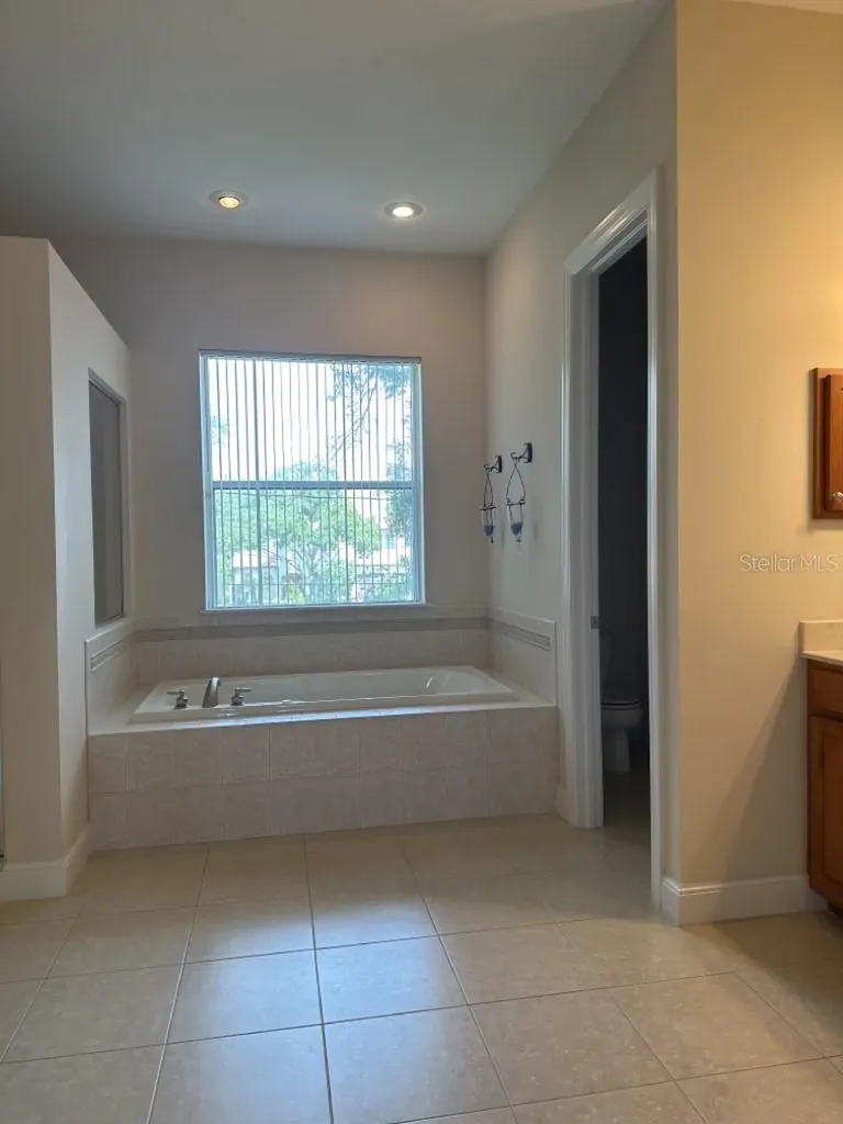 3307 W Corona Street Tampa FL 33629