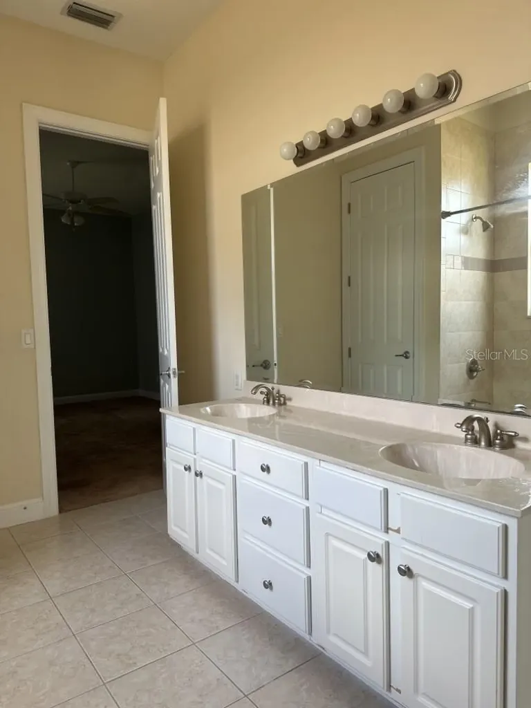 3307 W Corona Street Tampa FL 33629