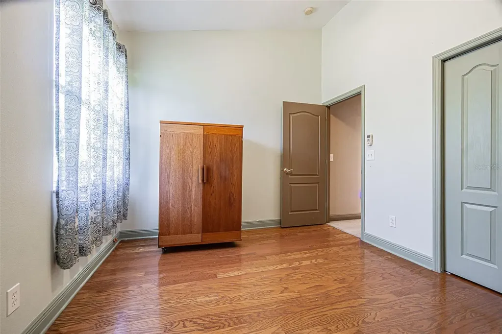 9506 Rolling Circle San Antonio FL 33576