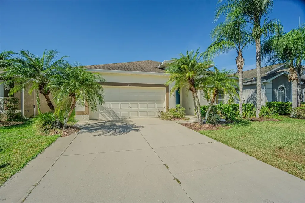 9506 Rolling Circle San Antonio FL 33576