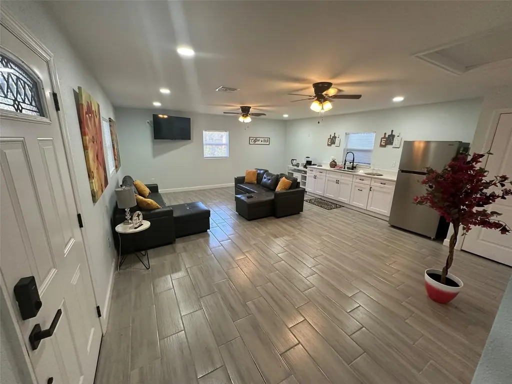 16903 Hanna Road Lutz FL 33549