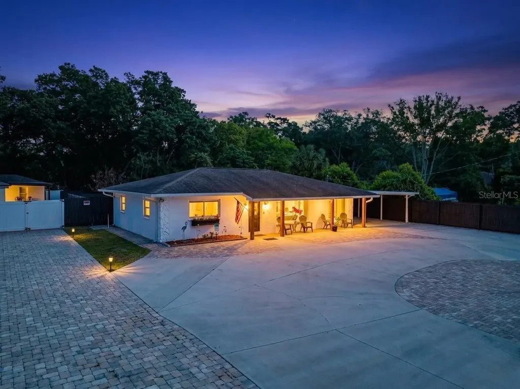 16903 Hanna Road Lutz FL 33549