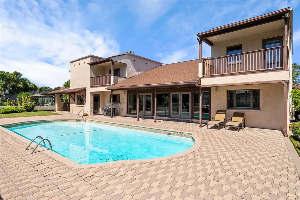 4922 W Bay Way Place Tampa FL 33629