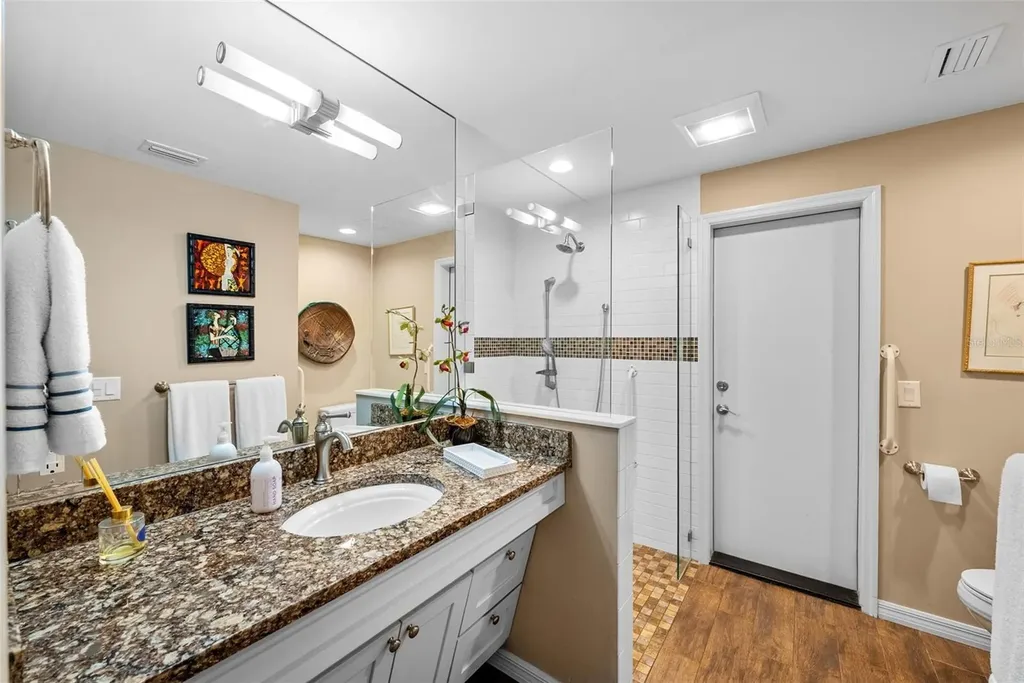 4922 W Bay Way Place Tampa FL 33629