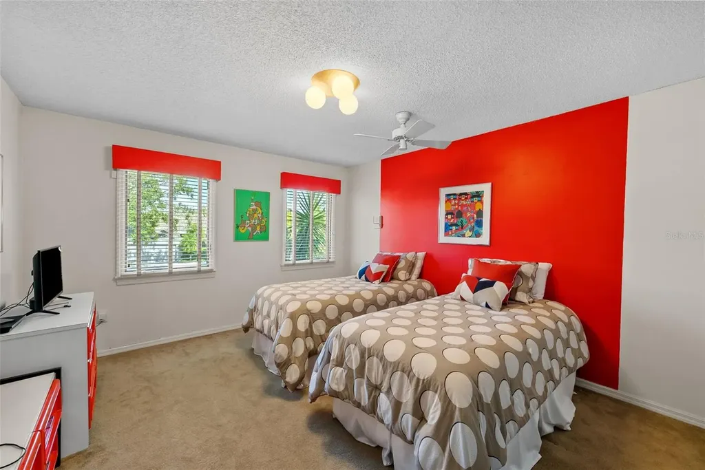 4922 W Bay Way Place Tampa FL 33629