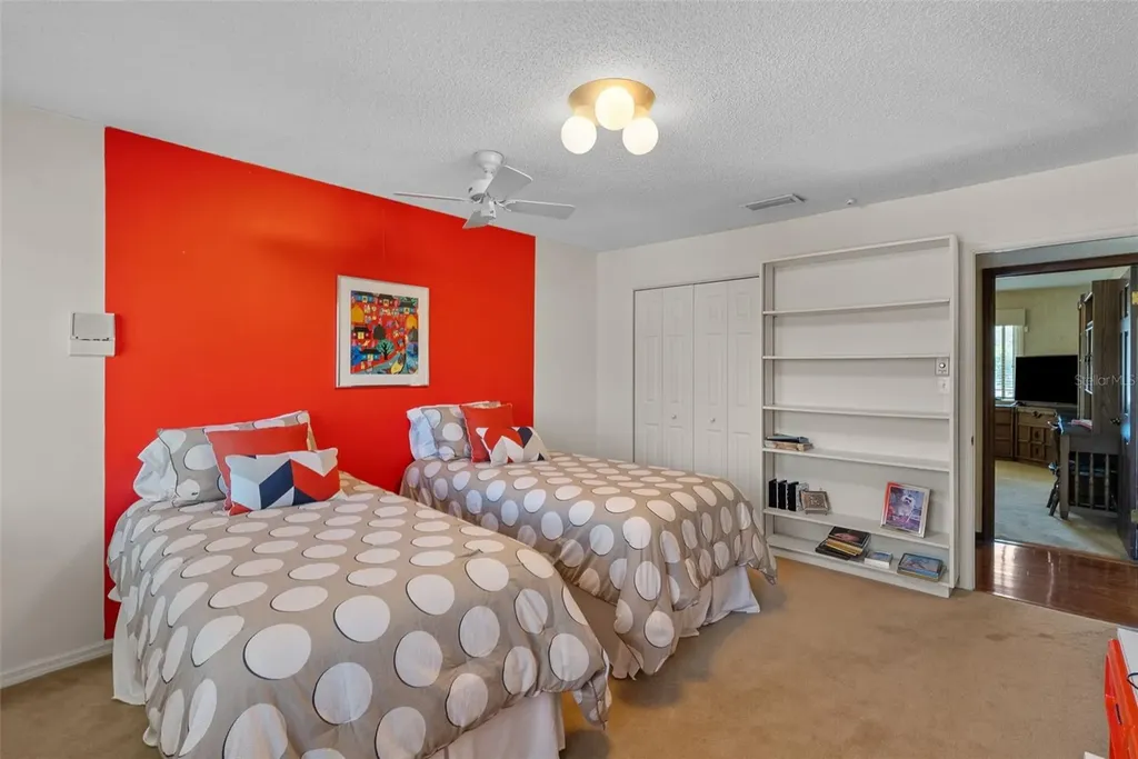 4922 W Bay Way Place Tampa FL 33629