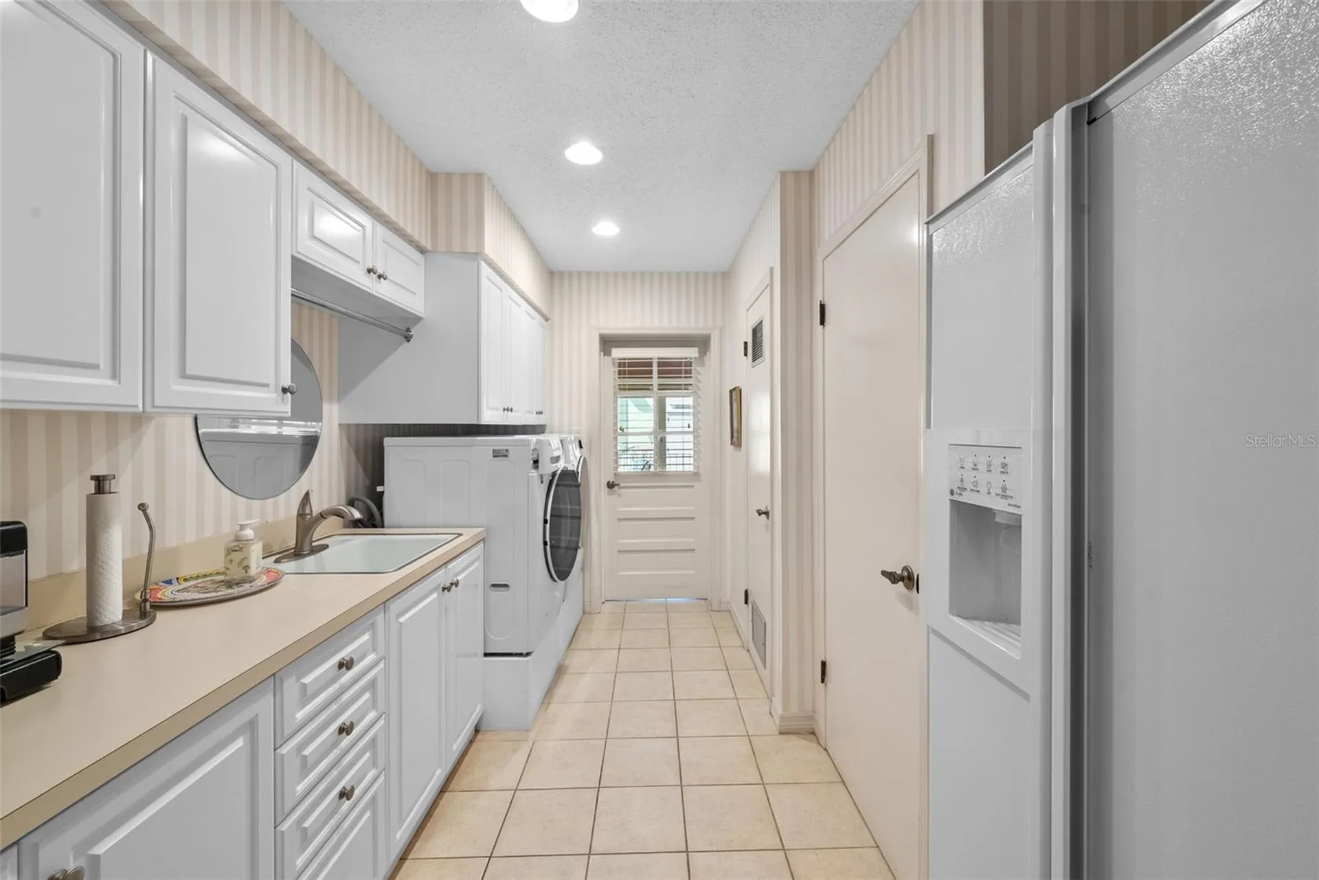 4922 W Bay Way Place Tampa FL 33629