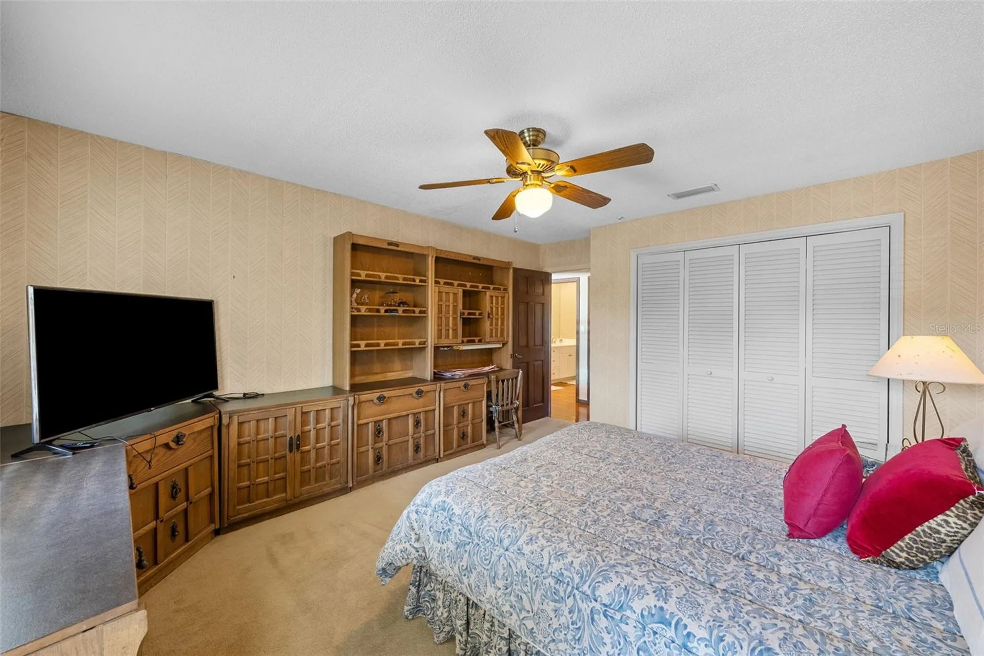 4922 W Bay Way Place Tampa FL 33629