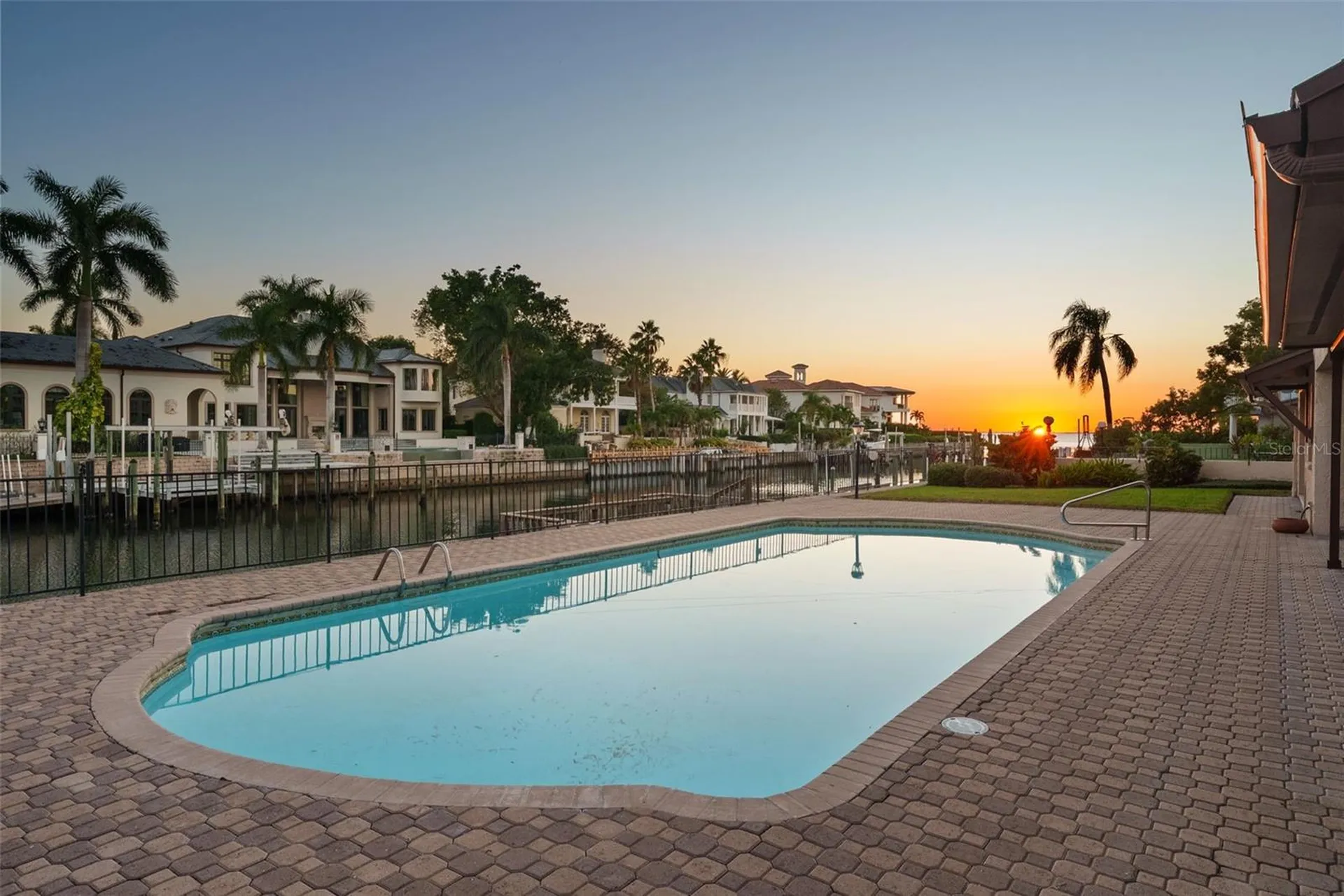 4922 W Bay Way Place Tampa FL 33629