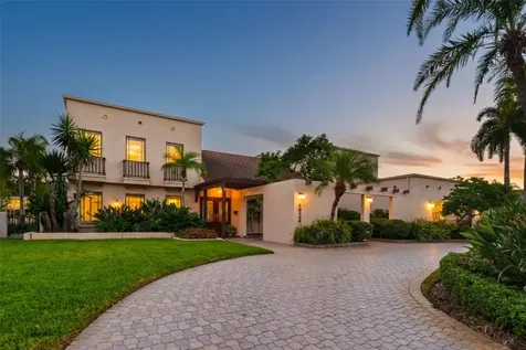 4922 W Bay Way Place Tampa FL 33629