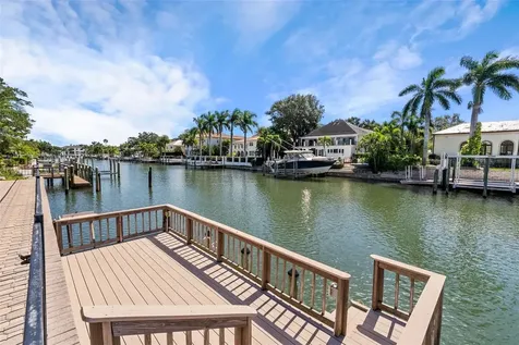 4922 W Bay Way Place Tampa FL 33629