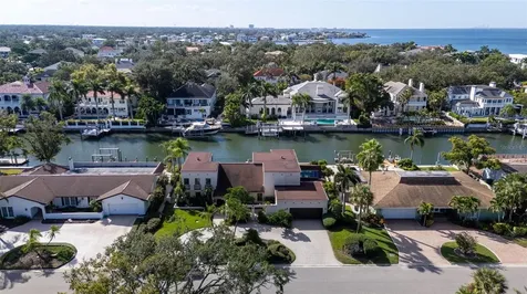 4922 W Bay Way Place Tampa FL 33629