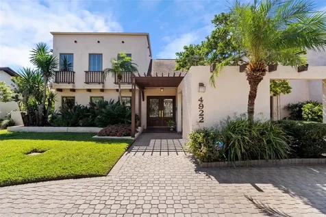 4922 W Bay Way Place Tampa FL 33629