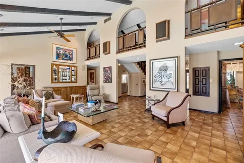 4922 W Bay Way Place Tampa FL 33629